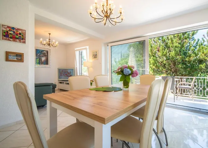 بيت للعطل Holiday Home Vesna By Interhome *