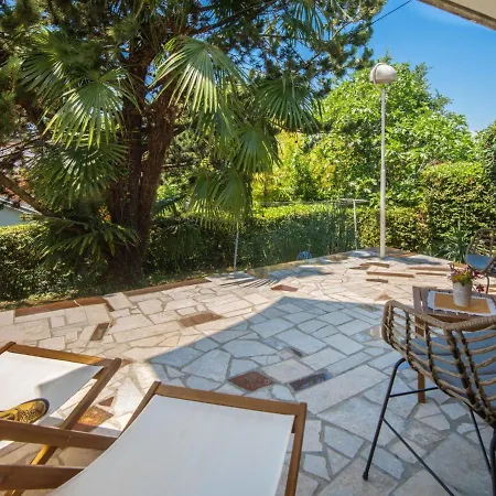 Ferienhaus Holiday Home Vesna By Interhome