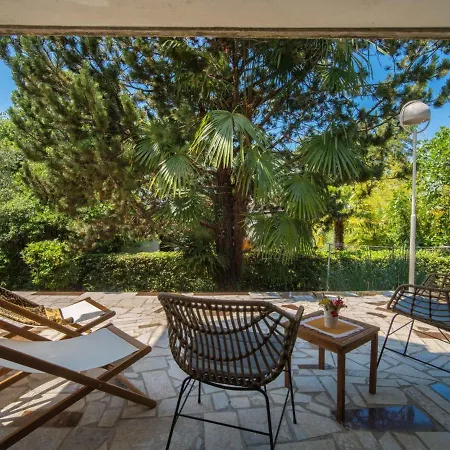 Ferienhaus Holiday Home Vesna By Interhome