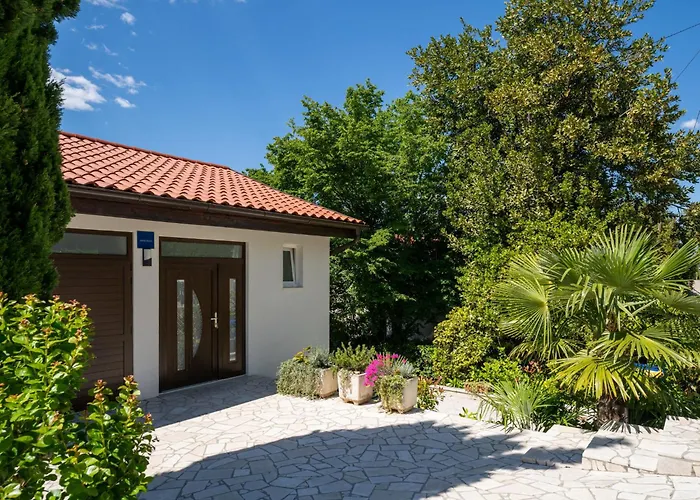 Vesna By Interhome